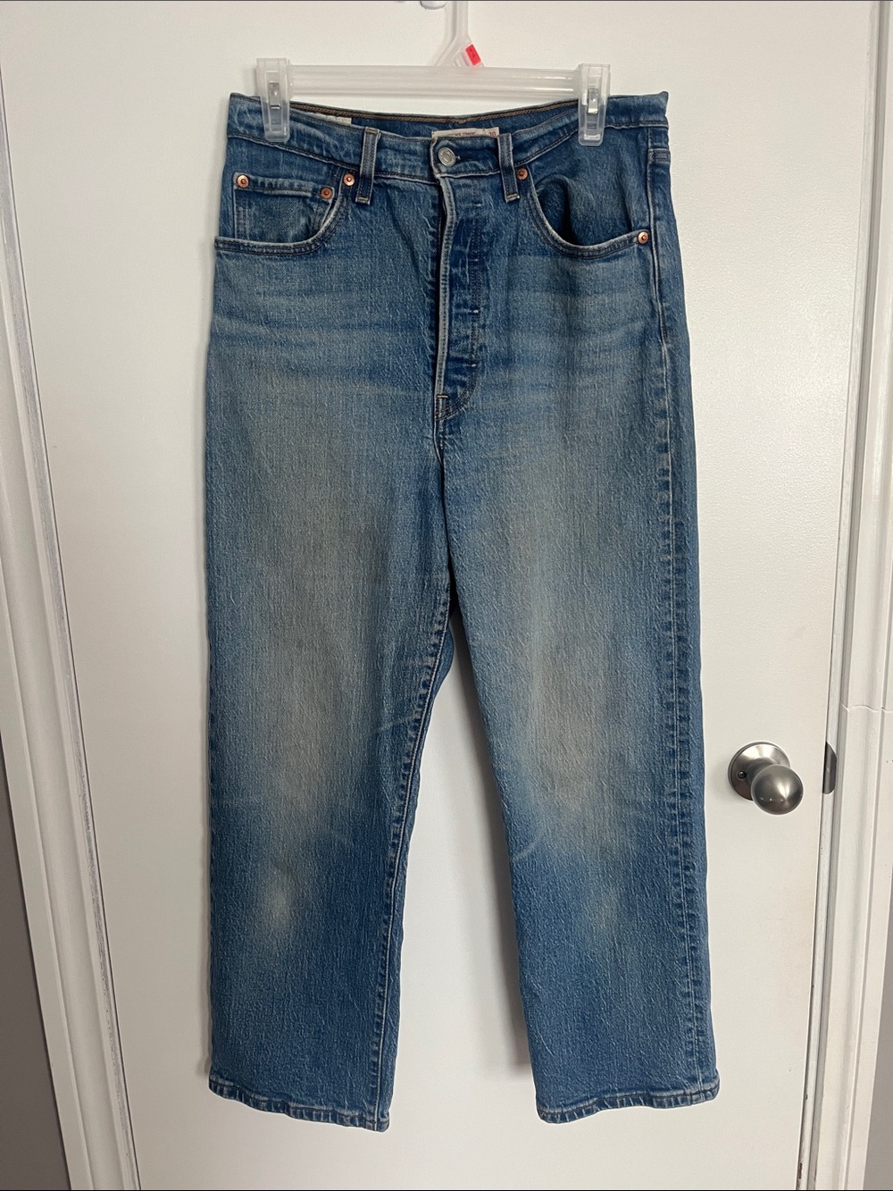 Levi’s Ribcage Straight Jeans - Picture 3 of 10